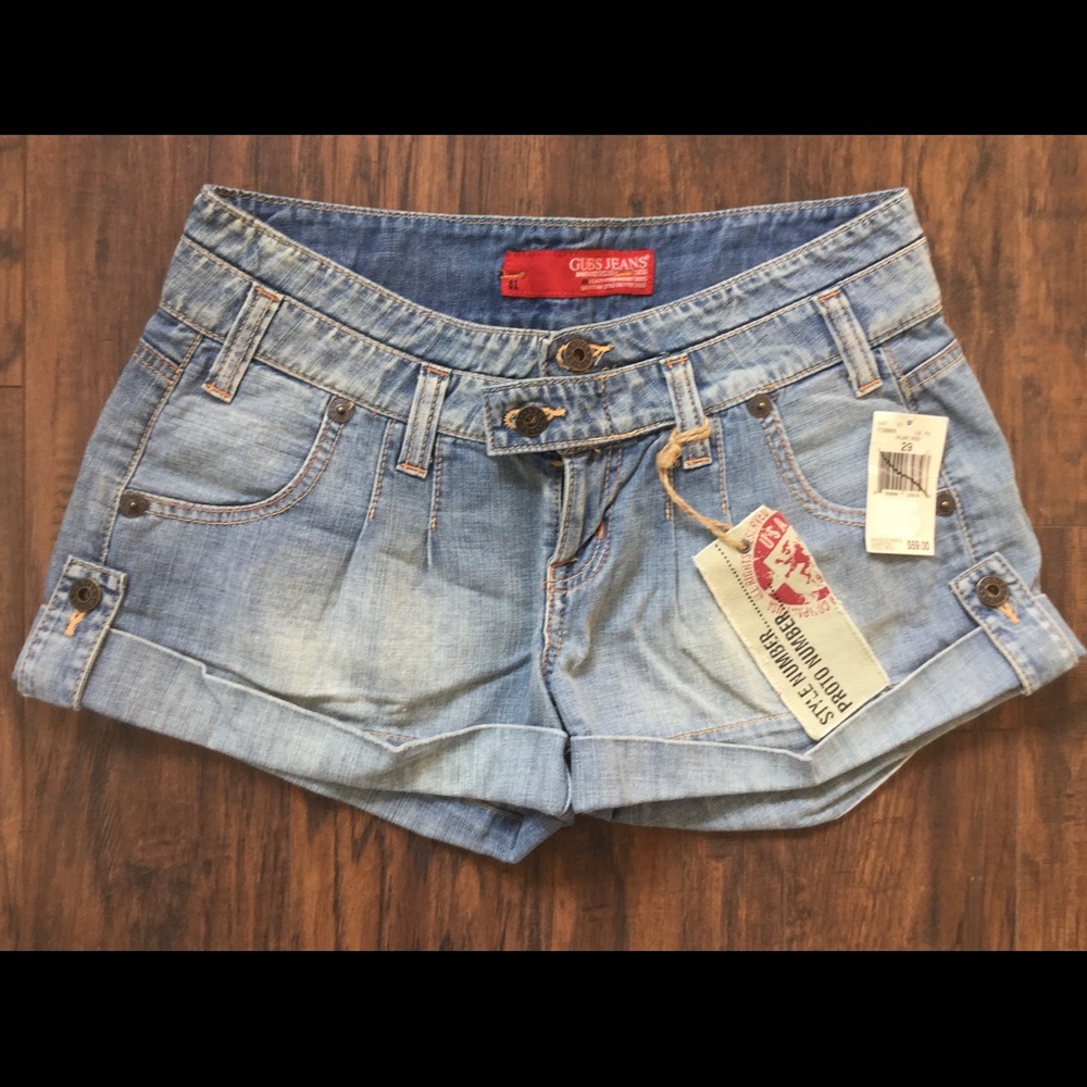 GUESS VALIANT DENIM SHORTS NWT!